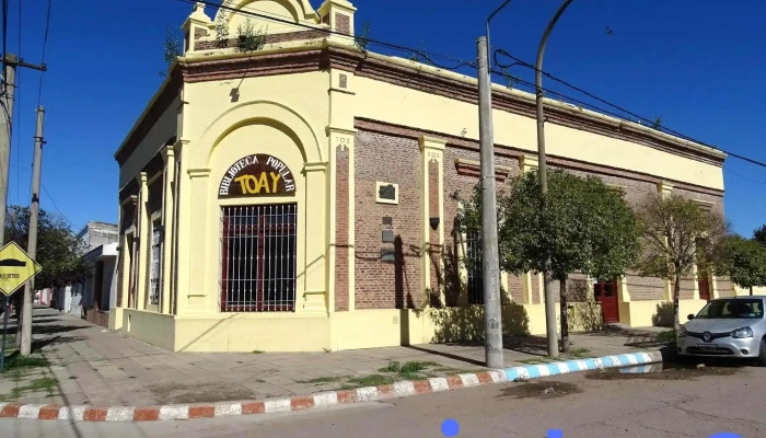 Biblioteca Popular Toay - La Pampa