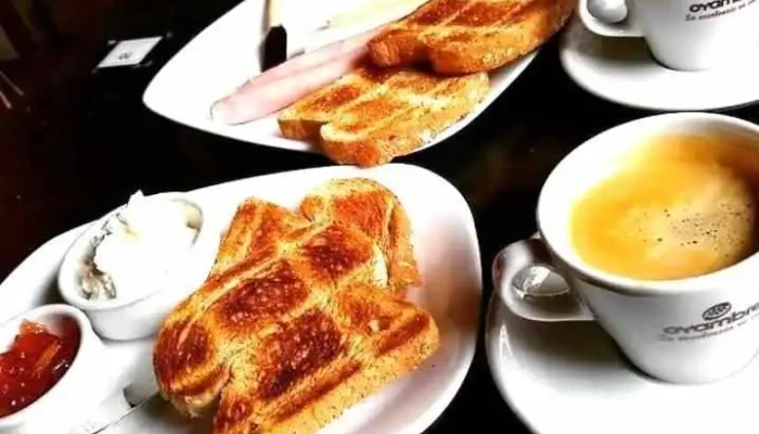 Cafe El Clasico -  Comida Y Bebida - San Juan