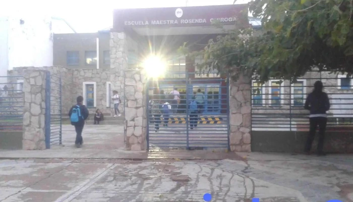 Escuela Maestra Rosenda Quiroga -  Edificio - La Punta
