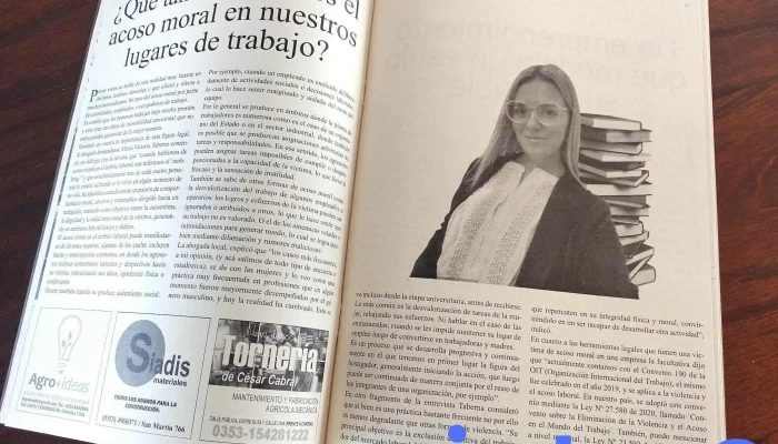 Hernando Magazine - X5968 Hernando