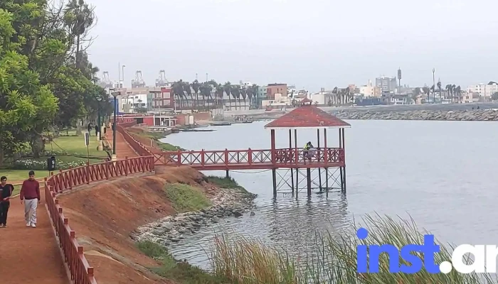 Municipalidad De La Punta -  Edificio - La Punta