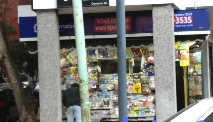 Puesto de Diarios Salguero - Cdad. Autónoma De Buenos Aires