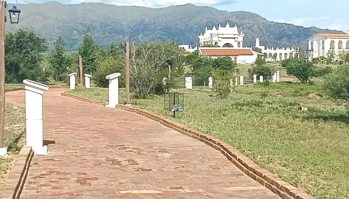 Replica De La Casa De Tucuman -  Precios - La Punta