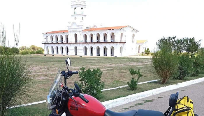 Replica Del Cabildo Telefono - La Punta