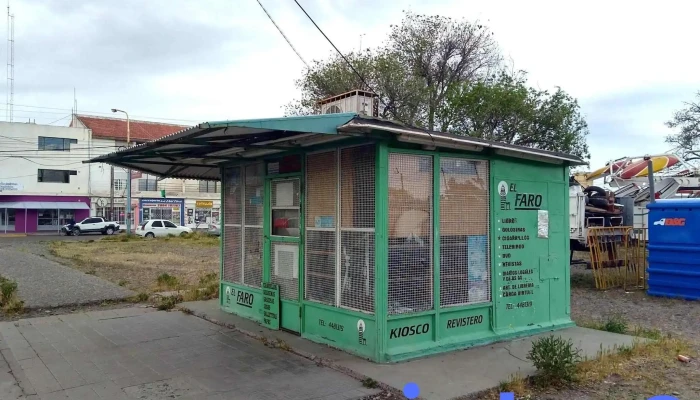 Revistero El Faro Diarios Y Revistas - Rawson