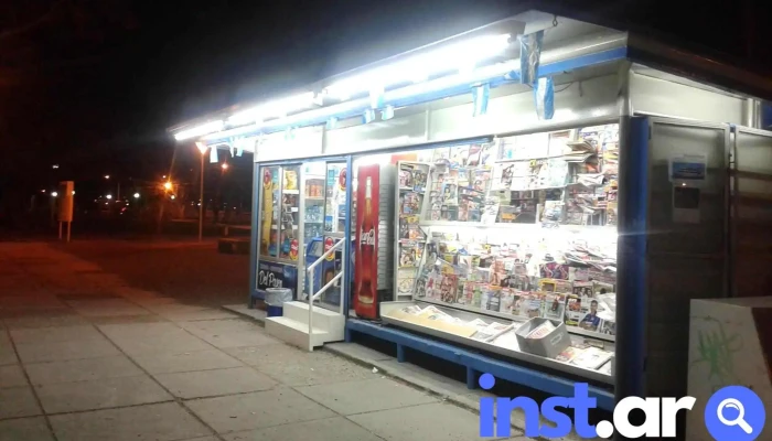 Revistero Kiosco Del Paseo - Argentina