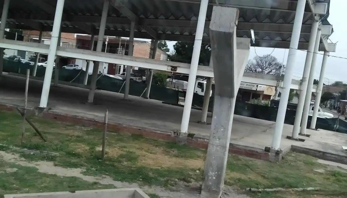 Terminal de Ómnibus de Güemes. - Salta