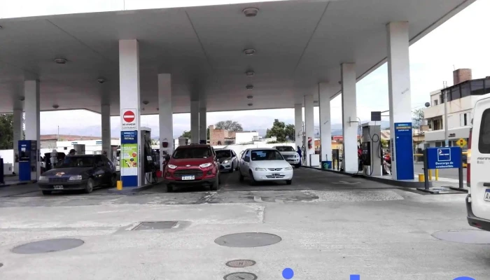 Ypf Combustibles - Valle Viejo - Tres Puentes